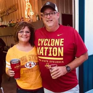 Meet your Posher, Monica